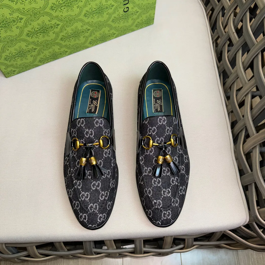 Men's shoes 💰900 Gucci～High-end genuine leather outsole men's casual leather shoes｜The upper is made of imported original presbyopic canvas fabric with top layer cowhide material｜Classic horsebit decoration｜Genuine leather handmade tassel embellishment｜Low-key luxury temperament｜Comfortable foot feeling｜Imported genuine leather outsole｜First layer cowhide inner padding｜Fine details Size: 39-44 (customized at 45.46)